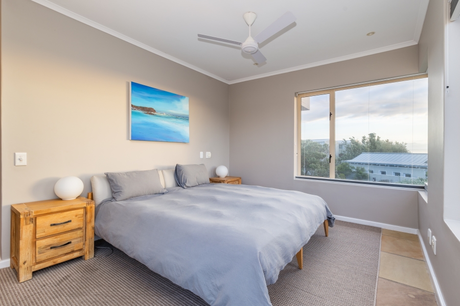 5 Bedroom Property for Sale in Whale Rock Beach Western Cape